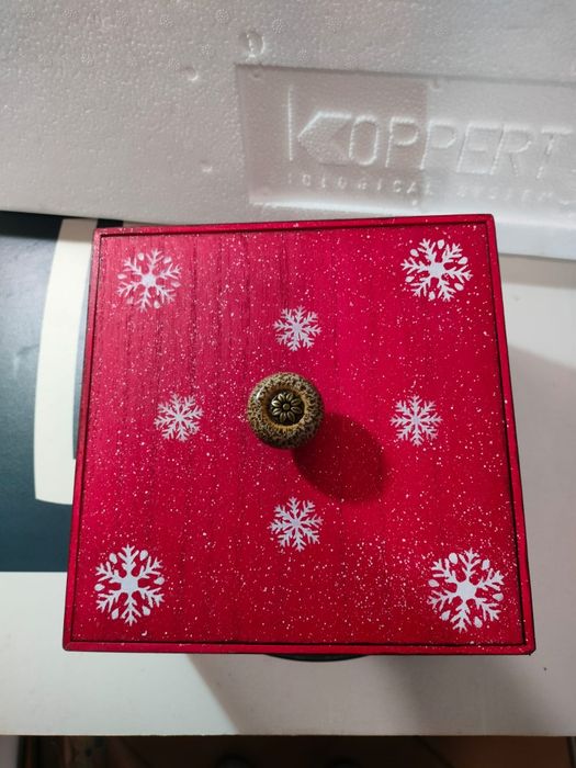 Caixa de madeira Natalícia