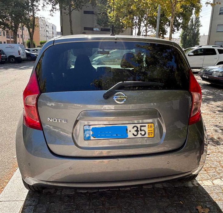 Viatura particular de Garagem