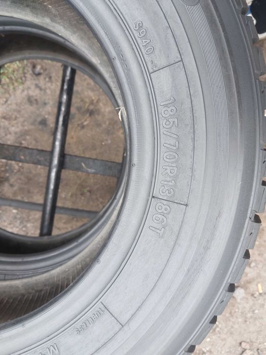 Opony zimowe 185.70.13 Toyo Montaż