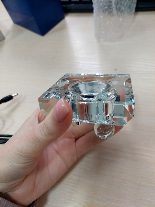 Светодиодная подставка для хрустальных фигурок.