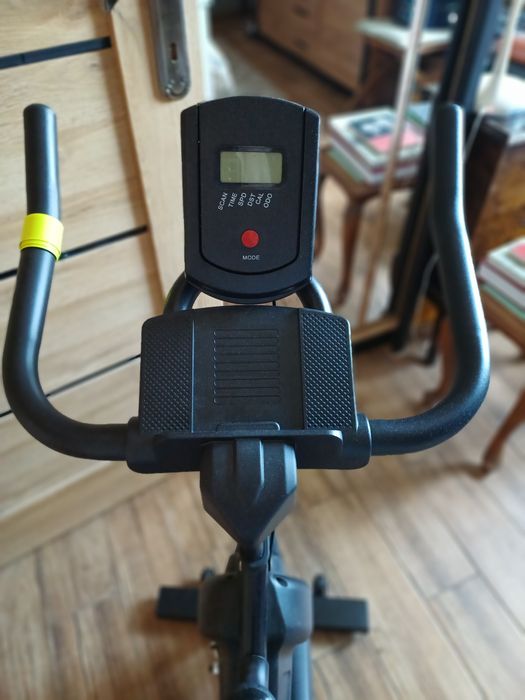 Rower stacjonarny treningowy magnetyczny.