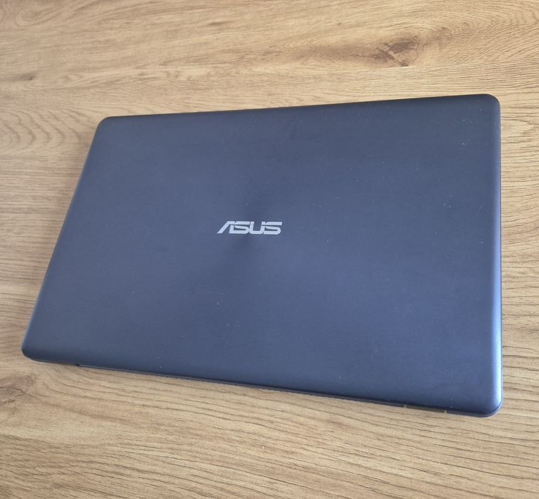 Portatil Asus com bateria nova e disco ssd 250