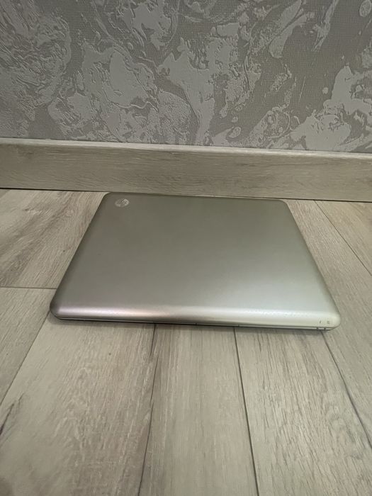 Ноутбук HP Pavilion dm1