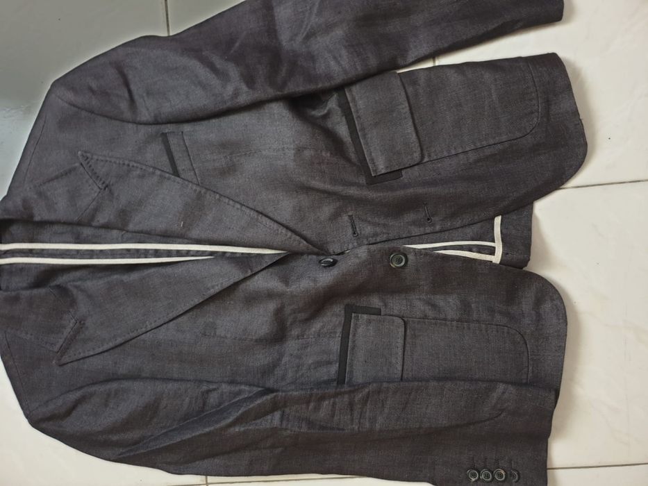 Blazer em linho da Zara em muito bom estado, tamanho S