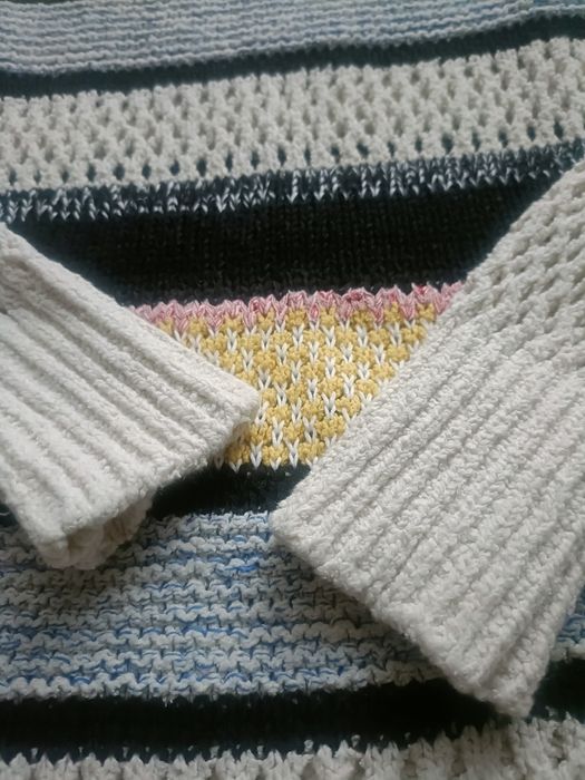 Sweter rozmiar M-XL