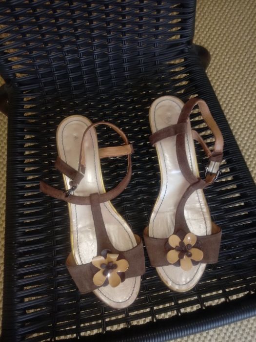 Sandaly skorzane r. 39