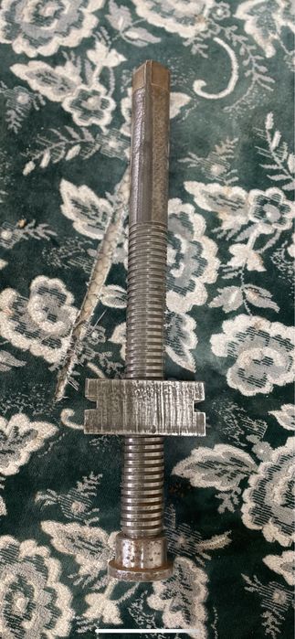 Śruby z gwintem trapezowym fi 35