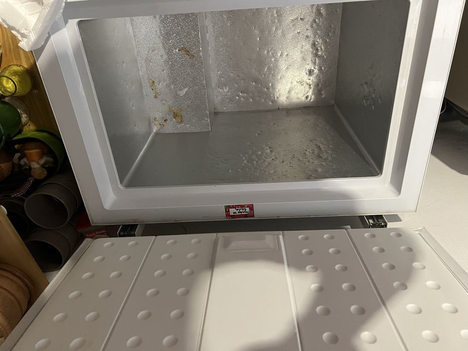 Zamrażarka Indesit 200 l.