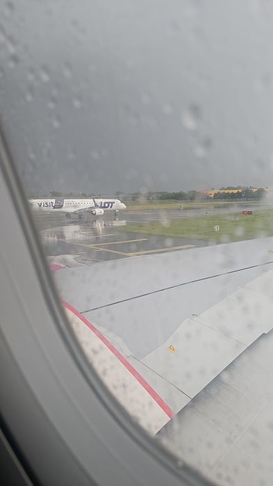 Bus do wynajęcia  laweta przyczepy  auto laweta  auto holownik  samochody osobowe  Przyczepki