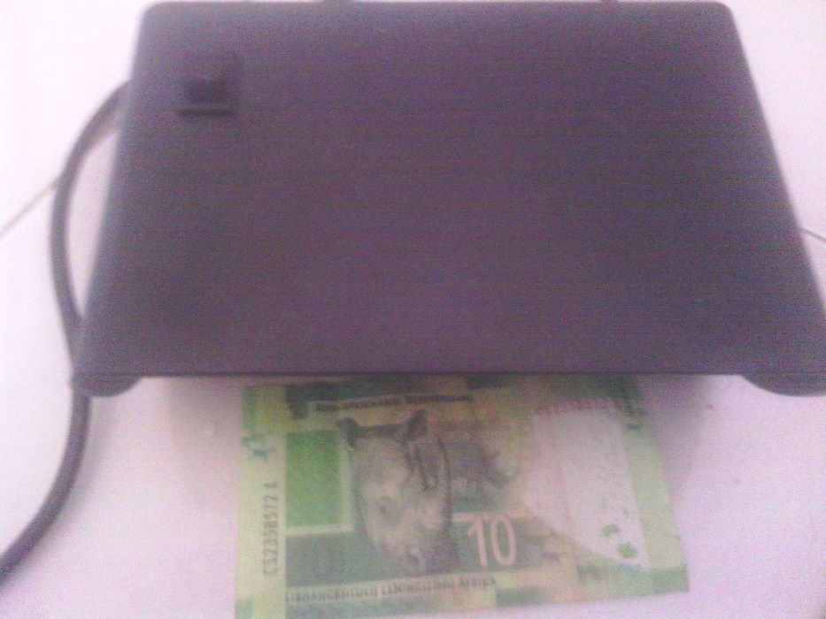 Identificador  leitor de notas falsas UV ou  Dispensador De Água