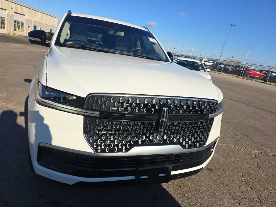 2025 Lincoln Navigator