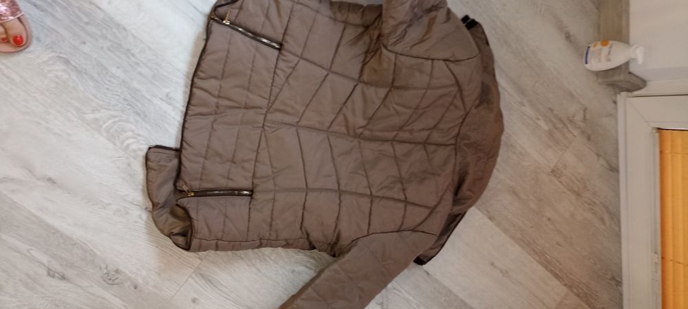 Sprzedam kurtkę damską firmy Reserved