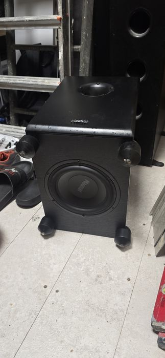 Sprzedam subwoofer marki magnat