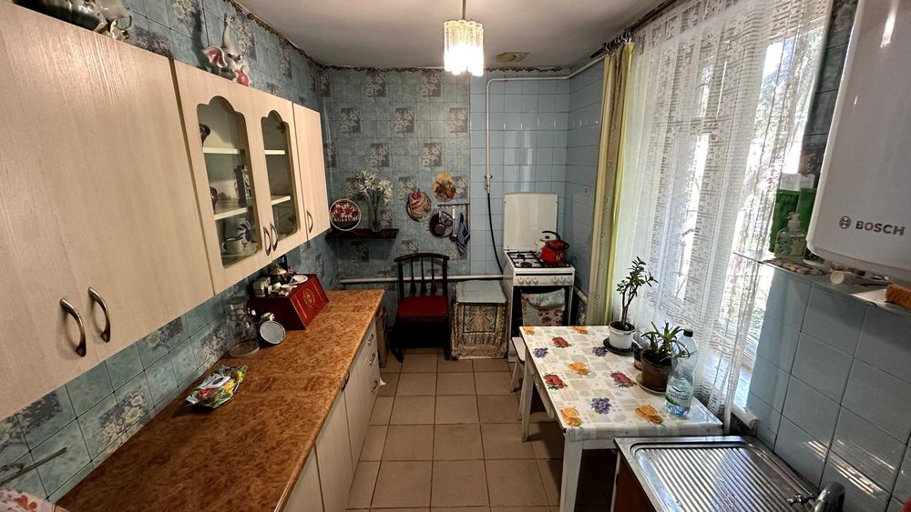 ID:39750 Продаж будинку в тихому місці серед МІСТА !!!