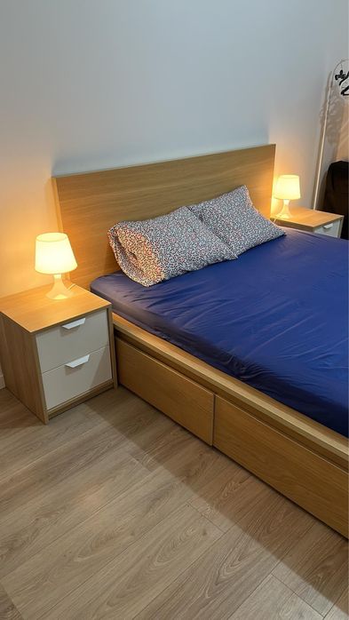 Cama com gavetas + colchao + mesa de cabeceira