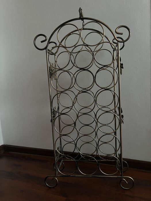 Metalowy stojak na 20 butelek wina