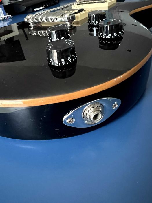 Guitarra Elétrica PRS SE 245 – Excelente estado