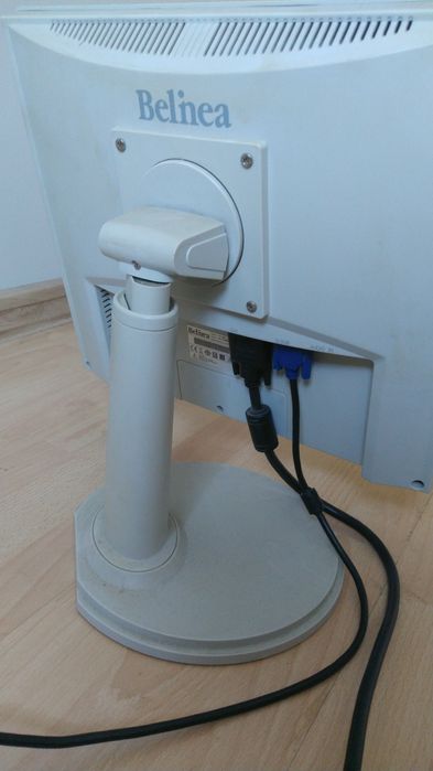 Monitor Belinea sprawny oldschool