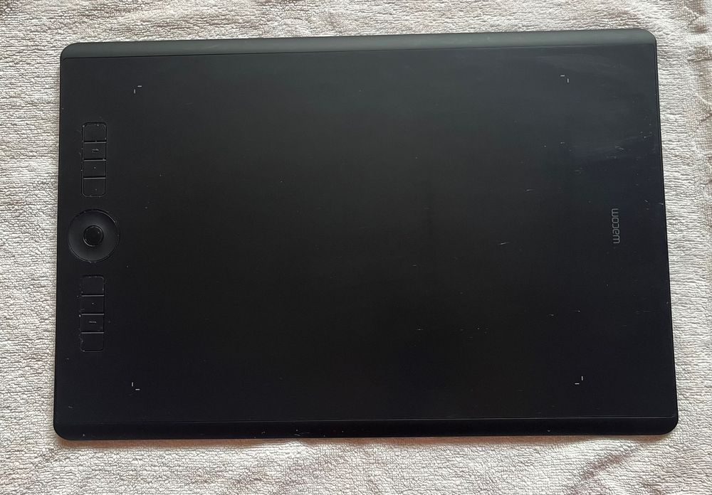 Wacom Intuos Pro Large Paper Edition PTH-860P-N – stan idealny, komplet