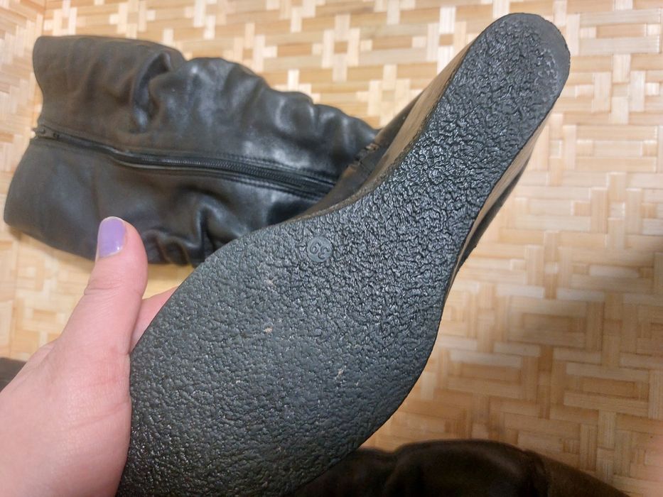 Чоботи зимові шкіряні на хутрі 39 розмір