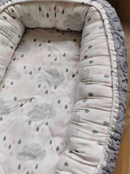 Kokon maylily bambusowy z tłoczony velvetem