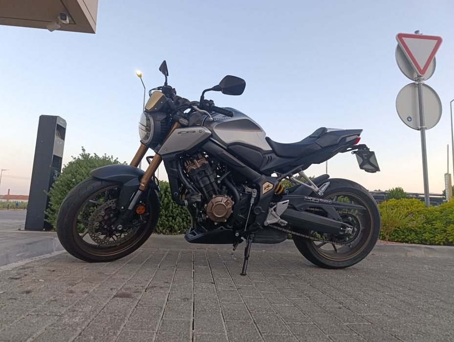 Honda cb 650 r 2023