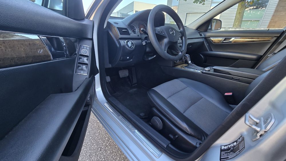 Mercedes C220 CDI Avantgarde 170cv Auto – IUC Antigo – Excelente Estado