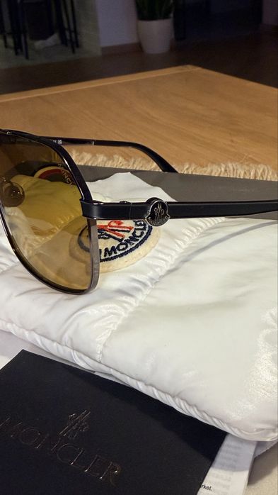 Оригінальні окуляри Moncler, стан нових, Унісекс, весь комплект