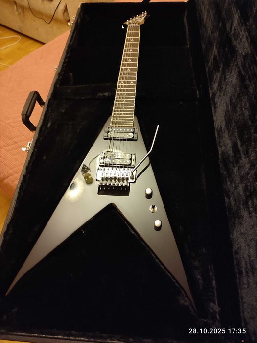 B.C.Rich JR V 7 nowa
