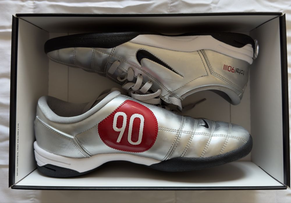 Nike Total 90 SP 3 metallic black
