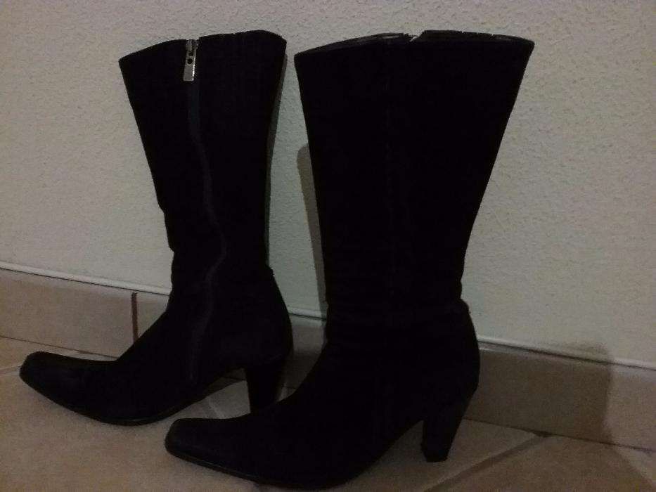 Botas novas Pierre Cardin, salto alto, tamanho 37/38