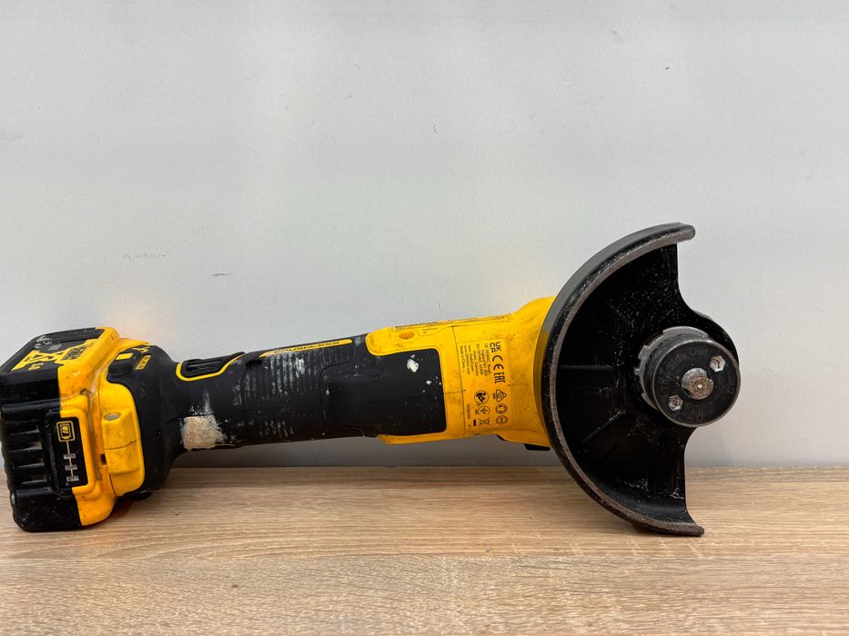 Szlifierka kątowa DeWalt DGC405 + Aku 5Ah