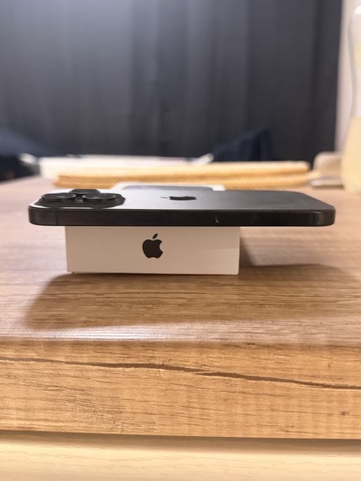 Iphone 16 pro 100% kondycji