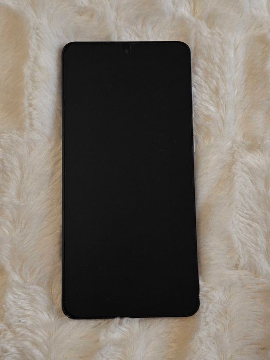 Samsung S25 Edge 12/256 31 цикл зарядки. Для України і для Европи.