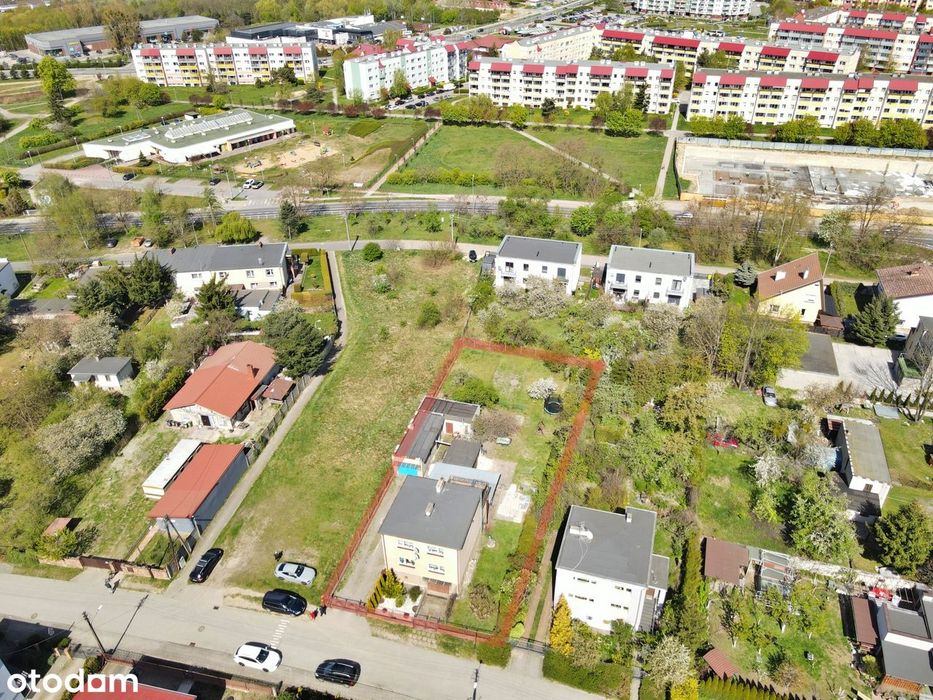 Dom wolnostojący, 5 pokoi, działka 1090 m2, objęta MPZP, Koziegłowy.
