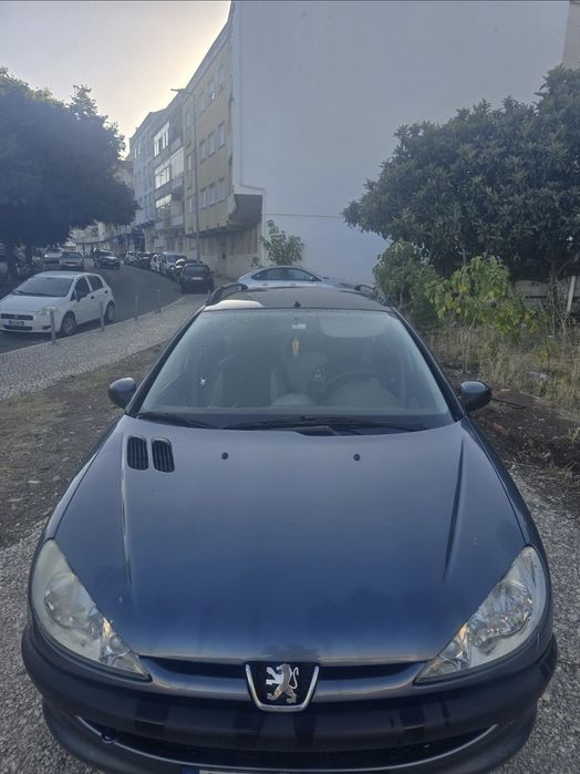 Peugeot 206 SW 1.1 Gasolina - 2005 foto 2