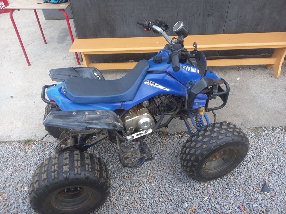 Moto 4  vendo uma 125c