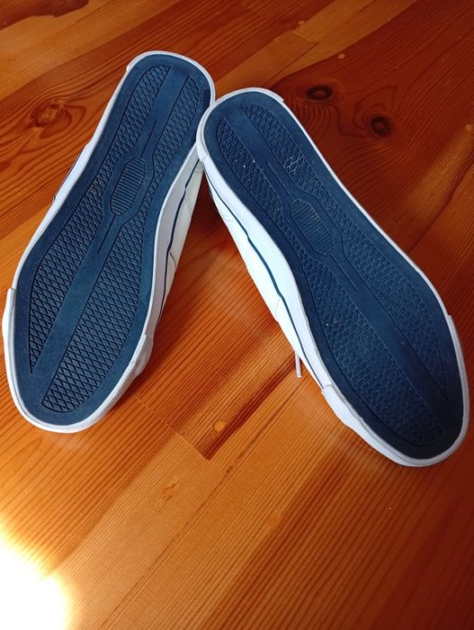 Buty sportowe męskie, rozmiar 40, ecru