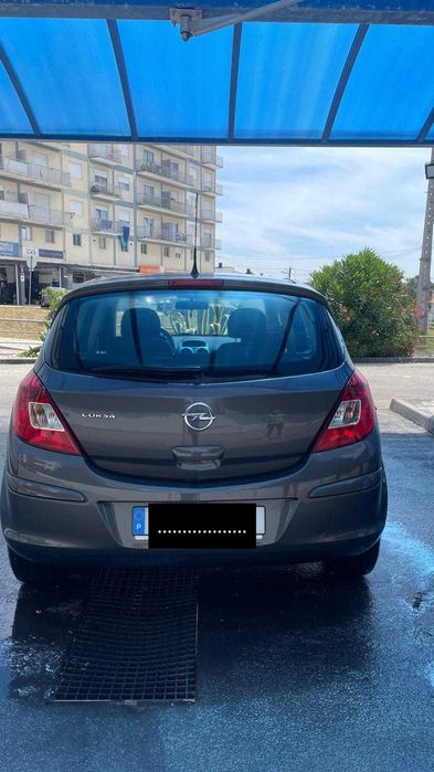 Opel Corsa D 1.2 Gasolina (2011)