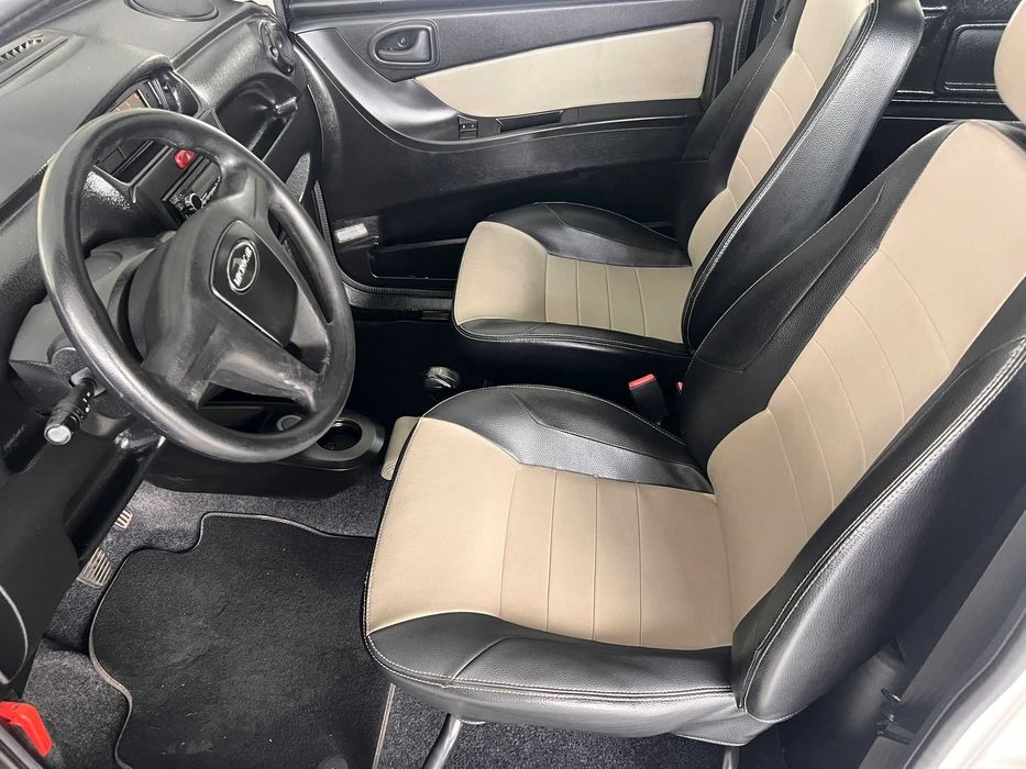 MICROCAR MGO BRANCO peças e acessórios