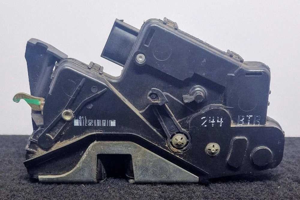 Fechadura / Fecho Porta Trás Direito - BMW 3