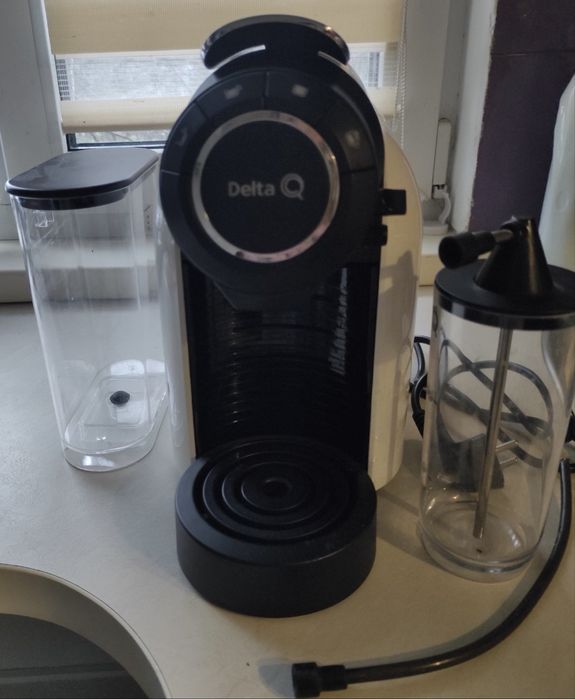 ТОП! Кавоварка Delta Q Milk Qool Evolution + металева капсула