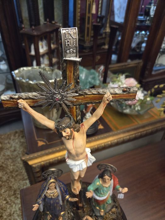 Fabuloso calvario em redoma