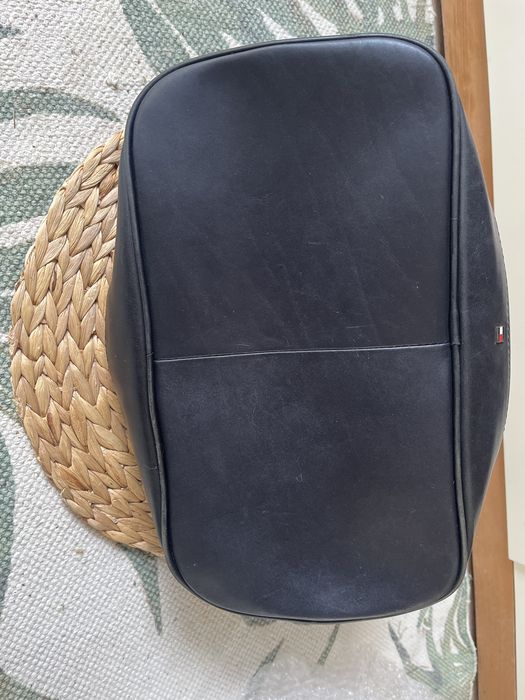 Torebka Tommy Hilfiger granatowa