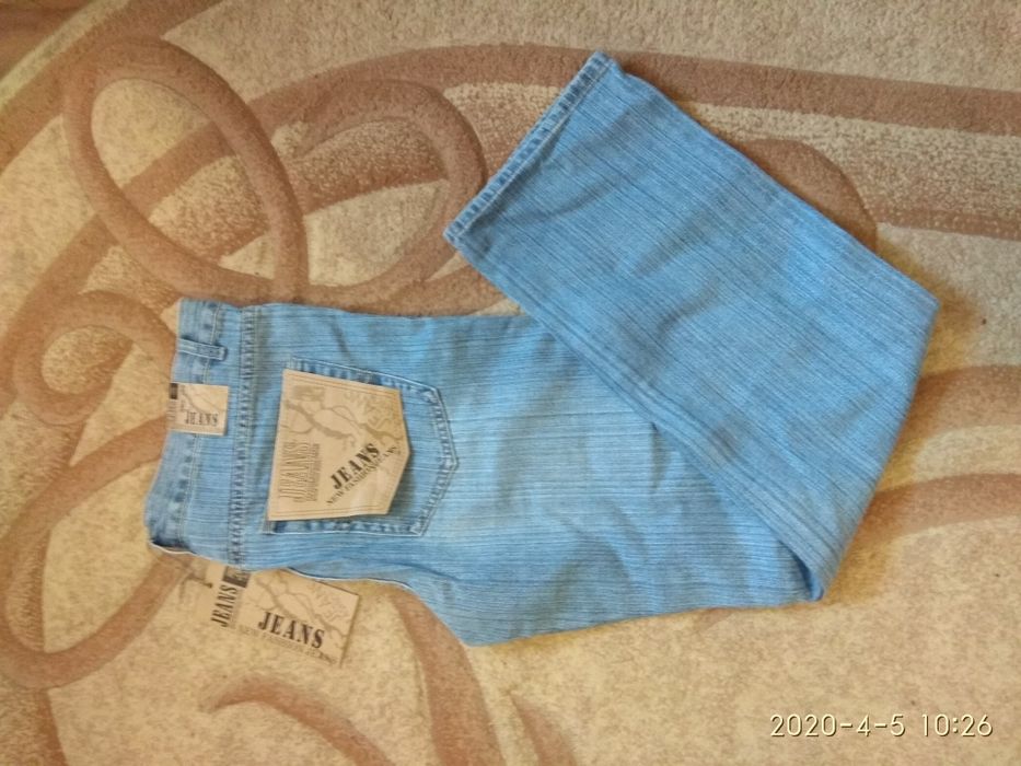 Продам джинсы новые