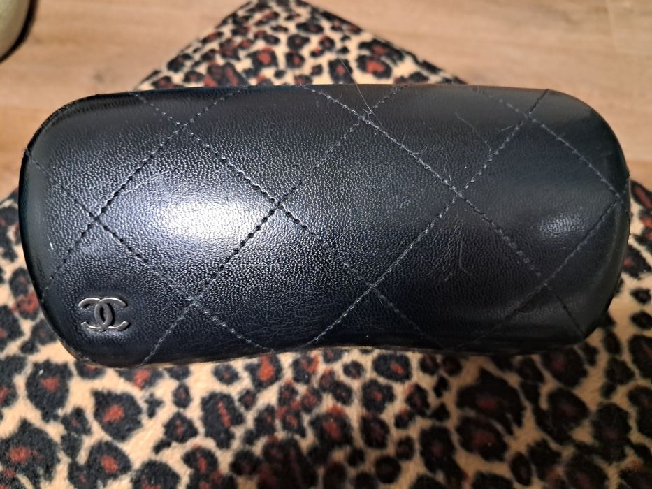 Сонцезахисні оригінальні окуляри CHANEL