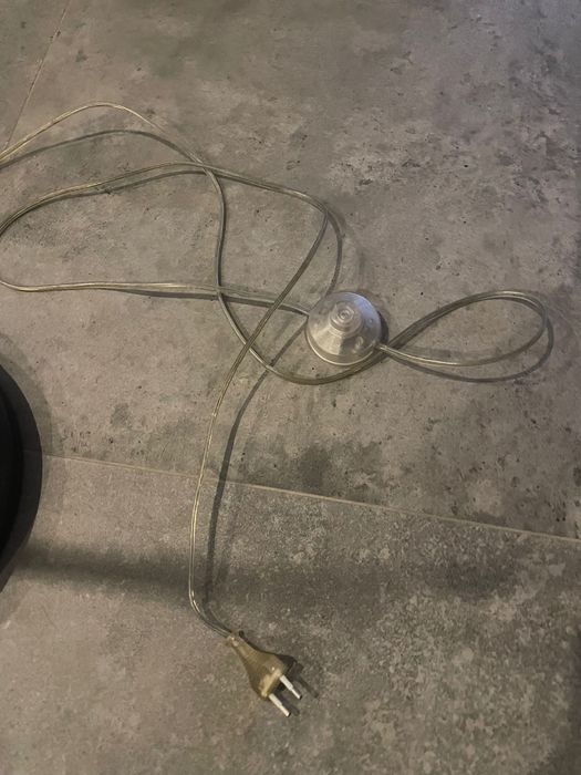 Vendo candeeiro de base rotativo.