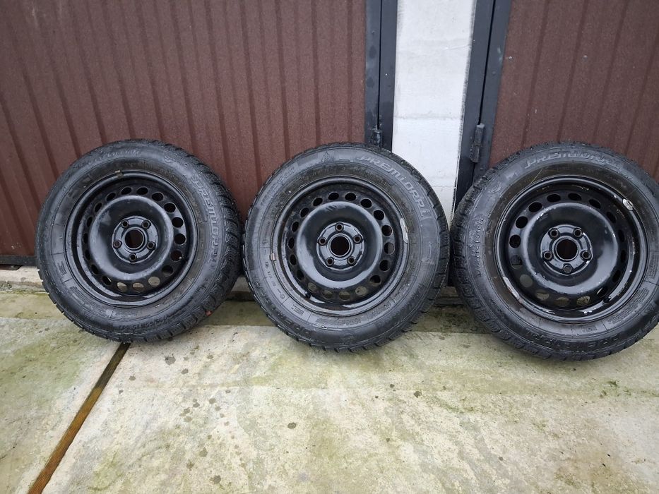 Продам шини 195/65 R15