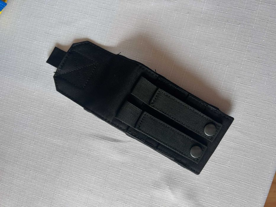 Etui kabura na telefon do paska spodni materiałowe zamykane na rzep
