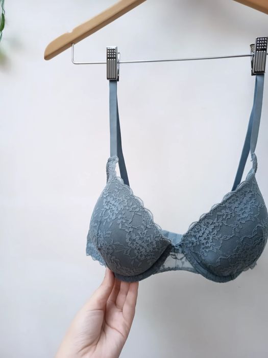 Sutiã Azul de Renda